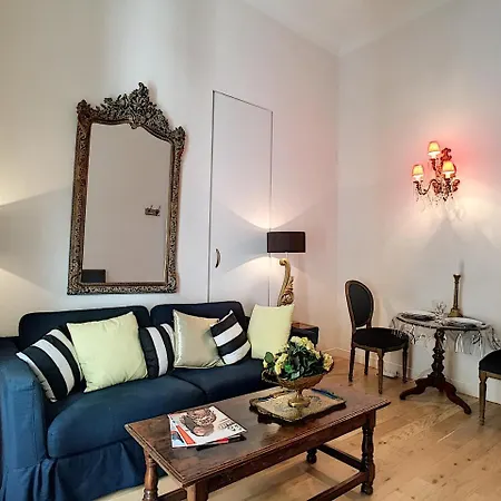 Nestor&jeeves - Palais Alice - - Very Close Sea Apartman *